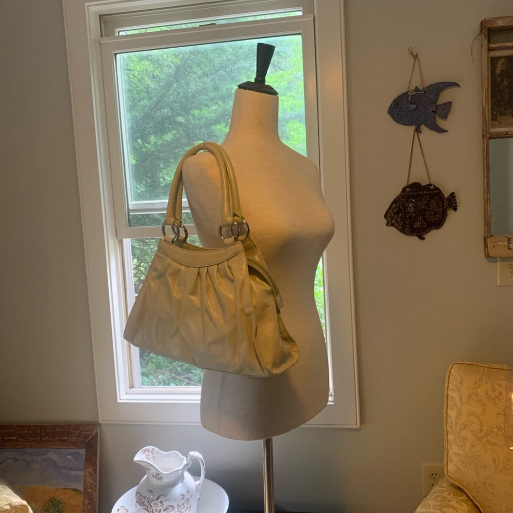 Additional Photos - image 5